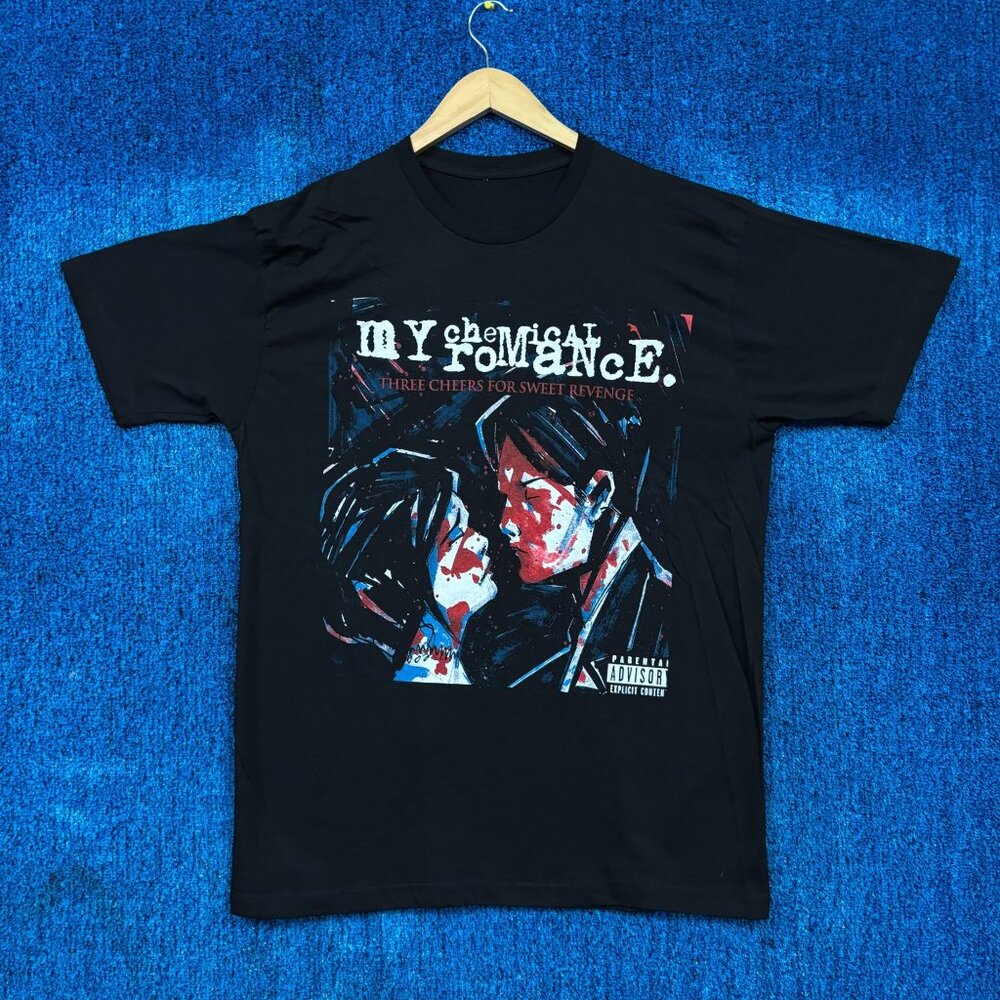 My Chemical Romance 3 Cheers for Sweet Revenge Band Tee L